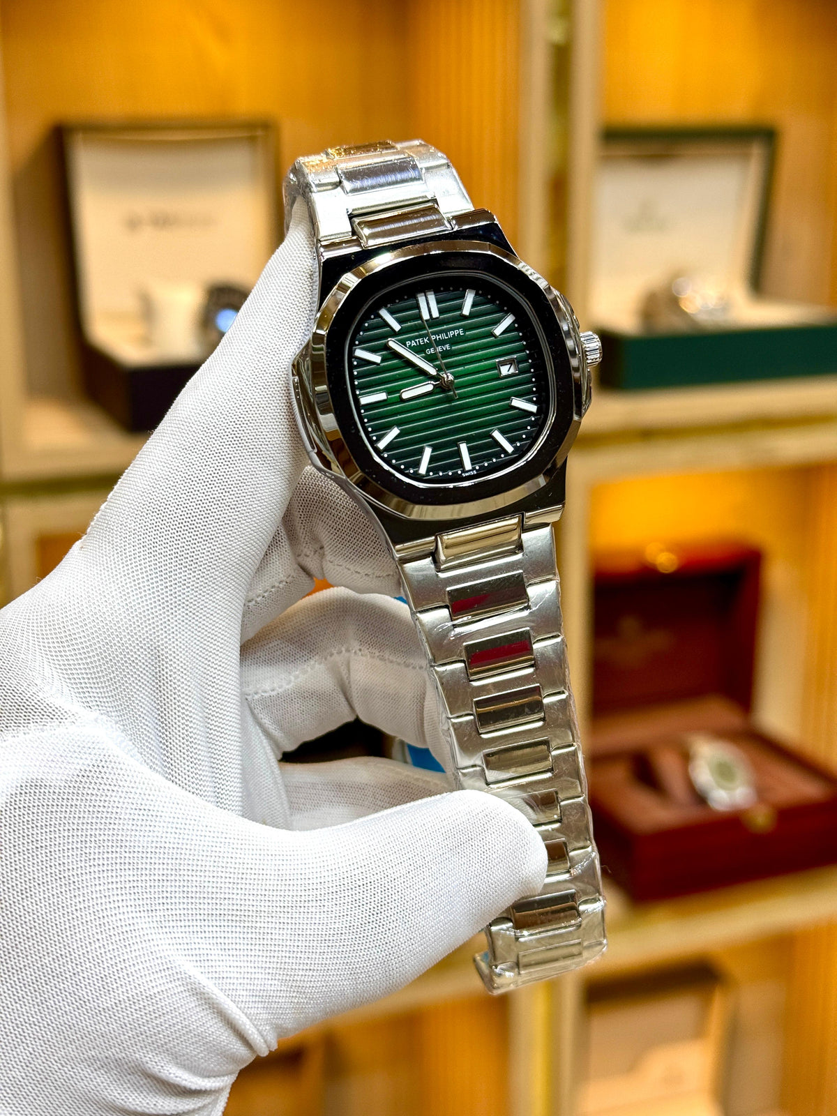 Patek Philippe Signature Date Edition